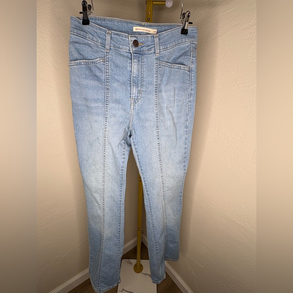 Levi's High Rise Bootcut Jeans